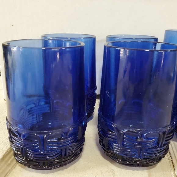 Vintage LE Smith basket weave pattern thick cobalt blue heavy glasses set of 2 - Picture 10 of 11